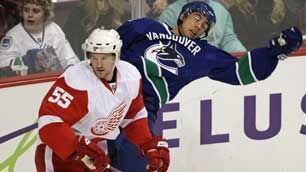 306-kronwall081102.jpg