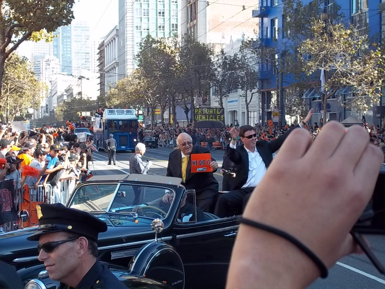 Giants Jon Miller and Dave Flemming at World Series Parade