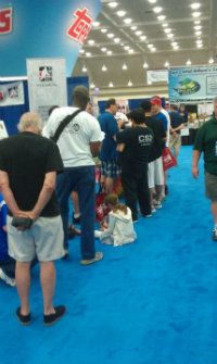 Line at Topps Booth NSCC
