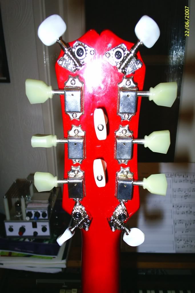 GibsonBacker-HeadstockRear.jpg