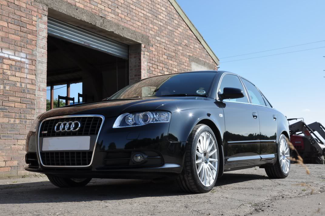 A full correction detail on a beautiful black Audi A4 S-Line, 