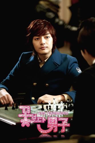 [Resim: 151002026_L.jpg]