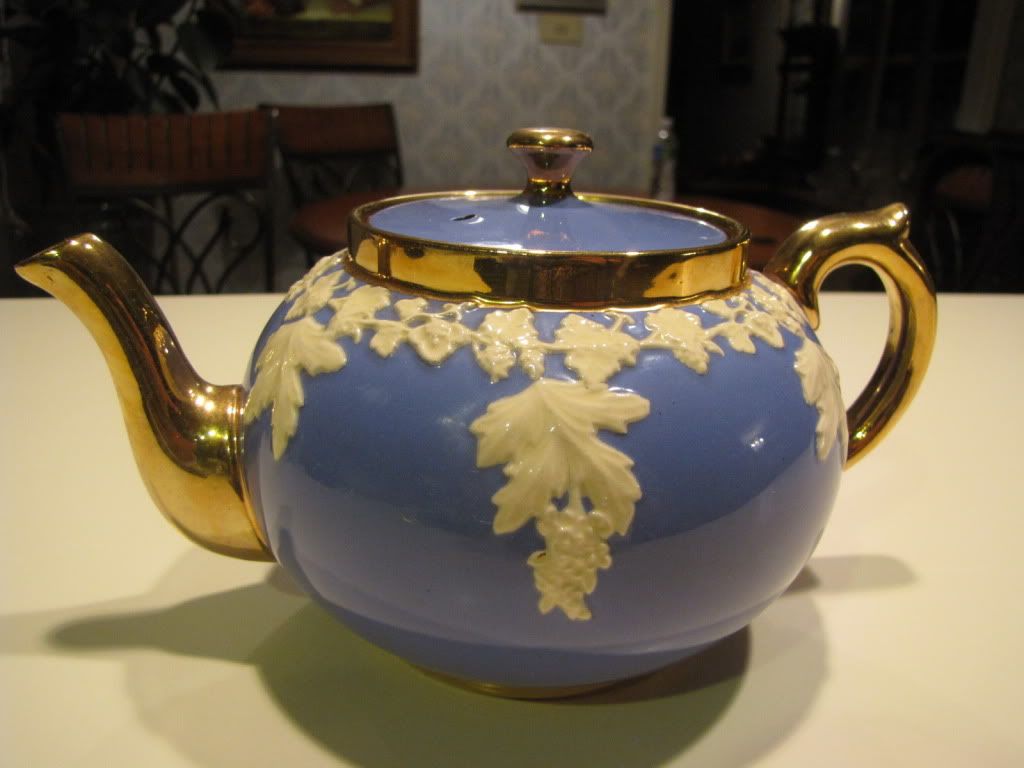 Gibsons Staffordshire Teapot England Gold Guilded eBay