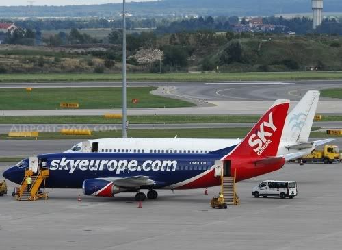 Eines der letzten Bilder von SkyEurope in Wien, aufgenommen am 14. August 2009 - Foto: P. Radosta / Austrian Wings (für eine größere Darstellung klicken Sie bitte auf das Bild)