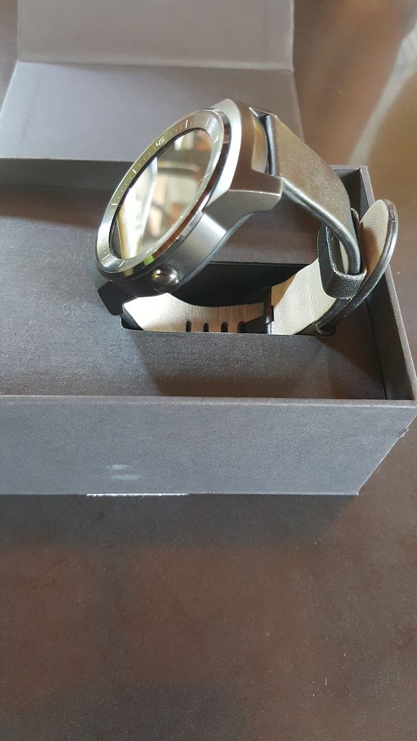 Cần bái 1 cái Smartwatch LG G Watch R giá rẻ ...... - 2