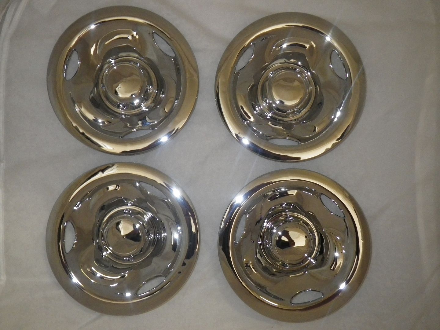 Golf Cart EZGO, Yamaha, Club Car 8" Chrome Deep Dish Wheel Cover Hub