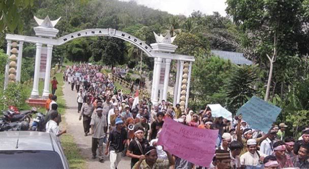 Aksi Warga Hotagodang Muda se JABODETABEK Menolak Operasi PT. SMM di Lanjutkan %name Aksi Warga Hotagodang Muda se JABODETABEK Menolak Operasi PT. SMM di Lanjutkan